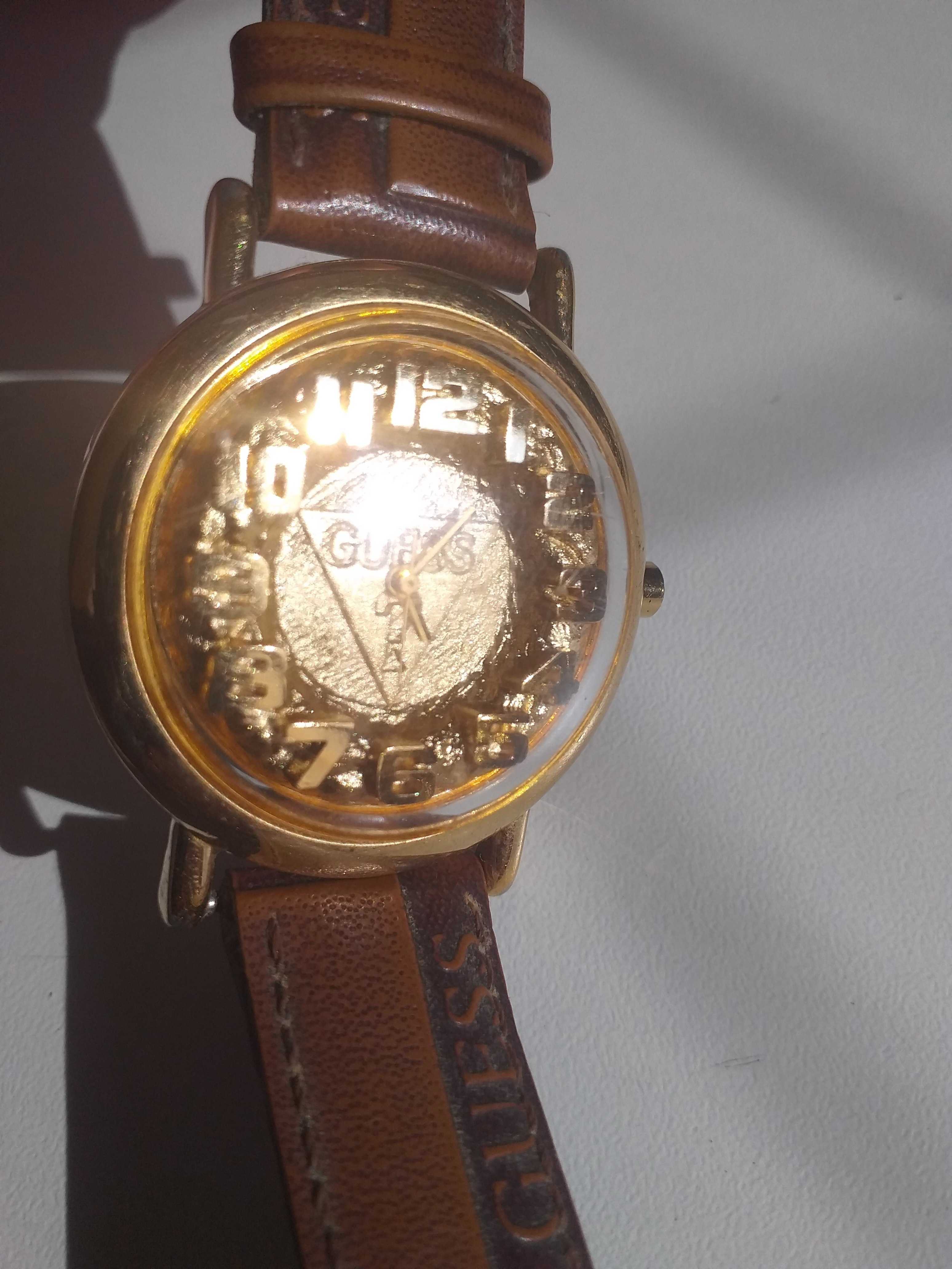 Relógio Guess raro 1994 alto relevo