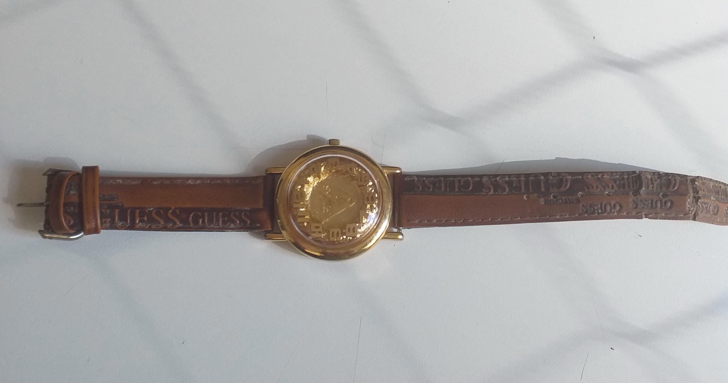 Relógio Guess raro 1994 alto relevo