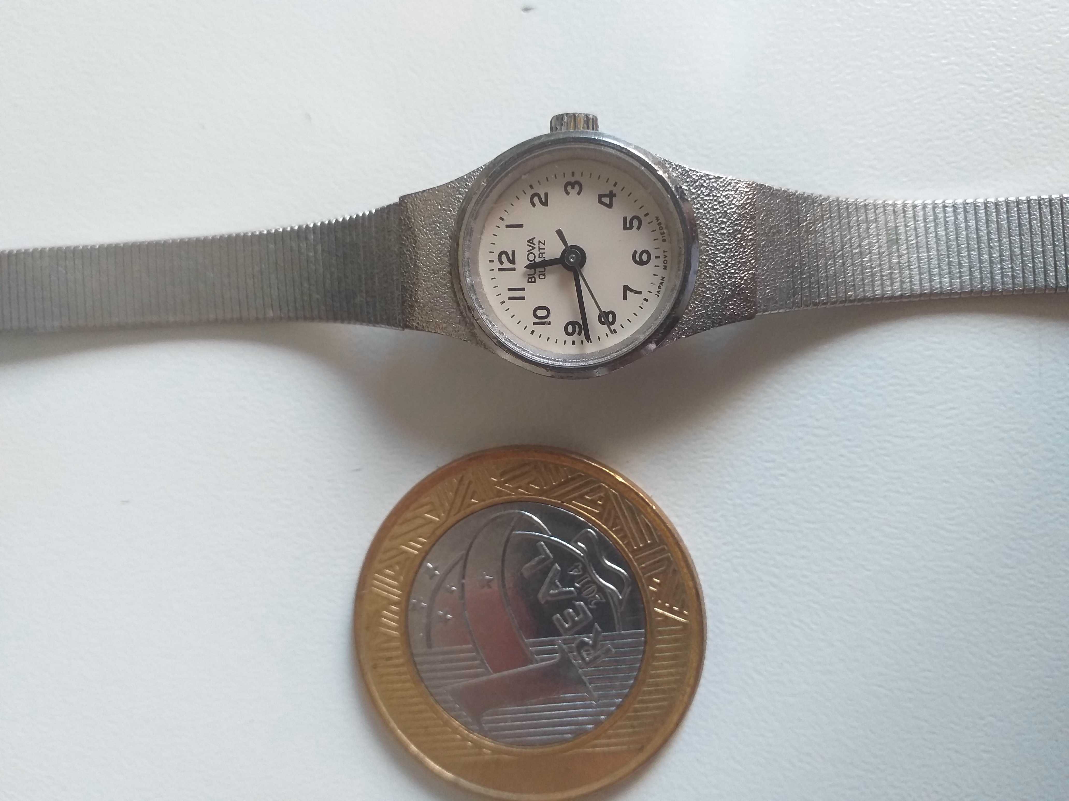 Relógio BULOVA mini raríssimo 